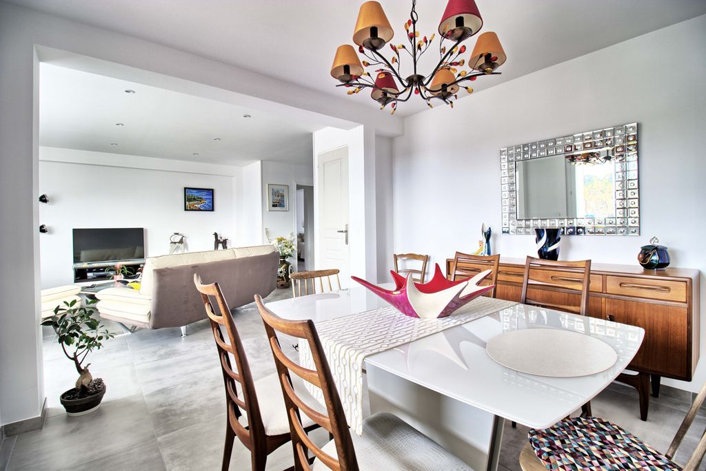 Achat appartement à vendre 4 pièces 75 m² - Sanary-sur-Mer