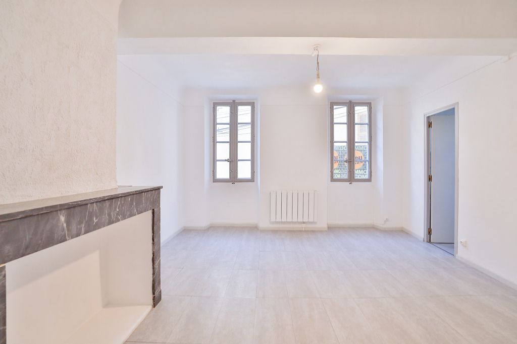 Achat appartement à vendre 3 pièces 70 m² - Solliès-Pont