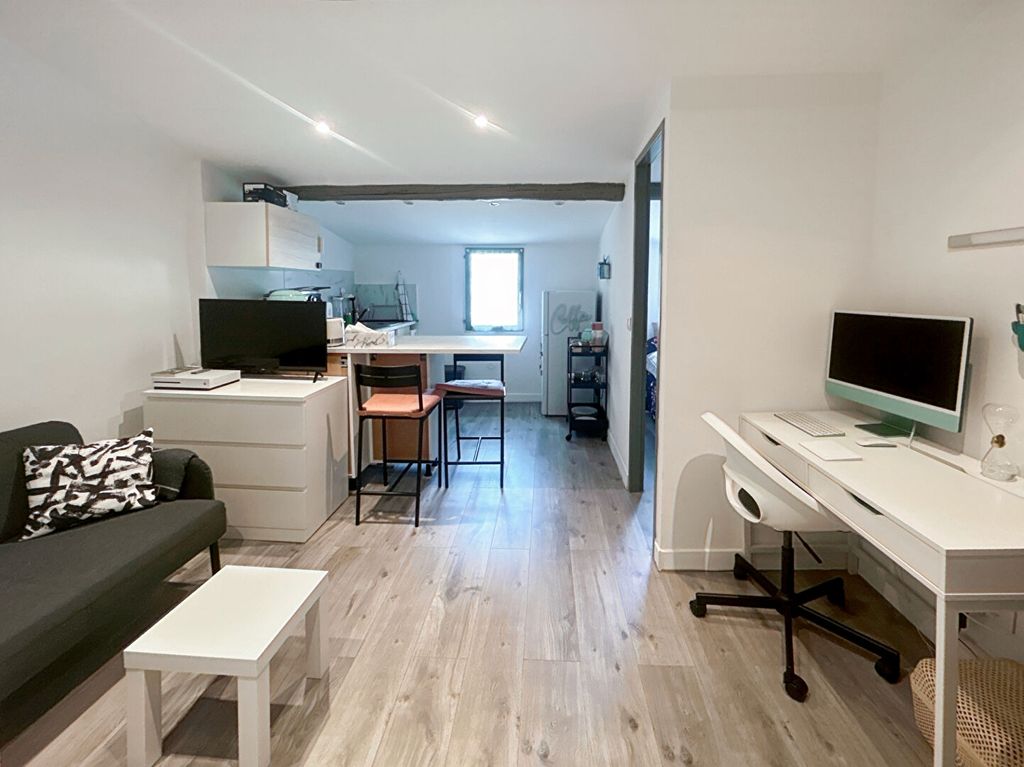 Achat appartement à vendre 2 pièces 24 m² - Marseille 1er arrondissement