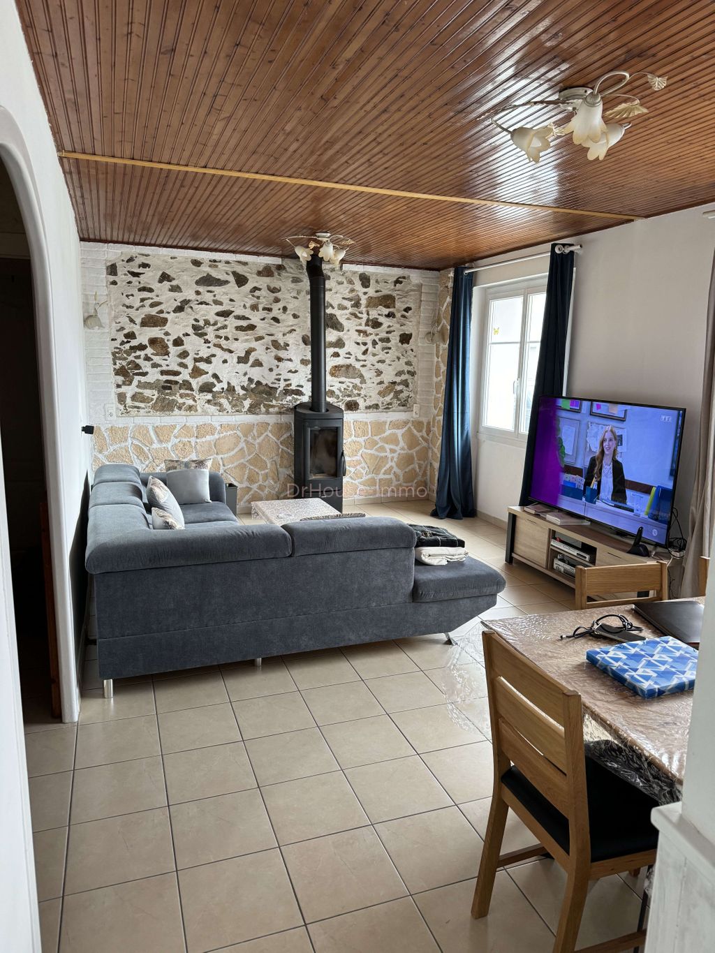 Achat maison à vendre 3 chambres 90 m² - Saint-Colomban