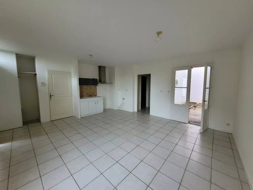 Achat appartement à vendre 3 pièces 61 m² - Courçon