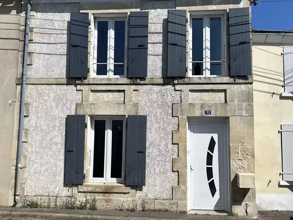 Achat maison à vendre 3 chambres 109 m² - L'Île-d'Elle