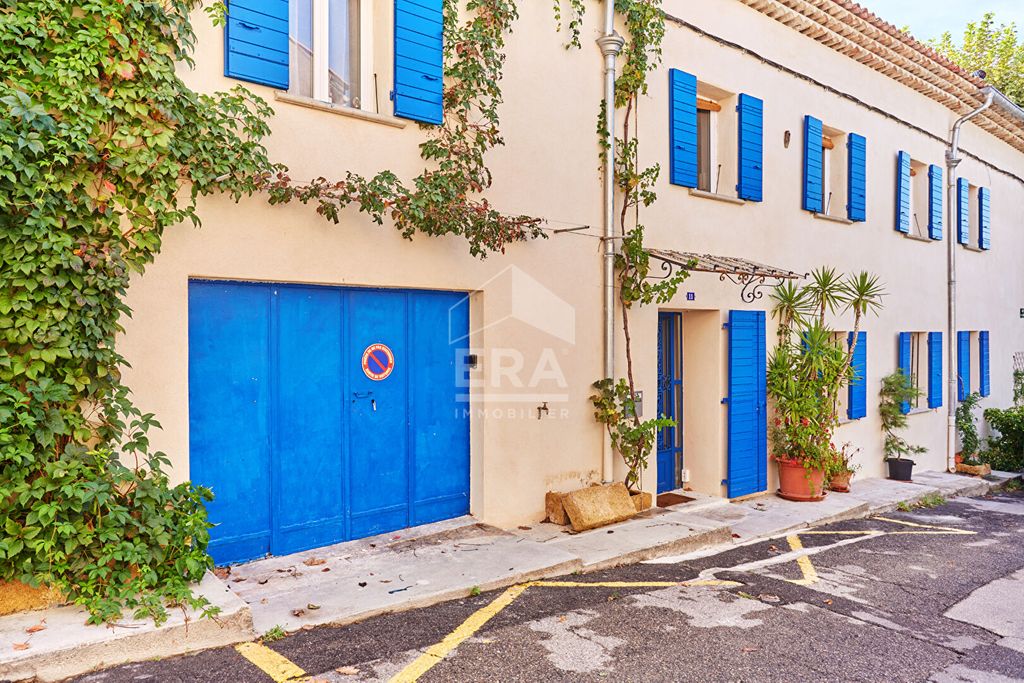Achat maison à vendre 4 chambres 170 m² - Saint-Cannat