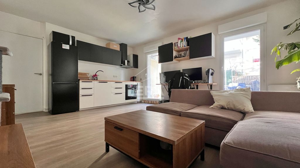 Achat appartement à vendre 3 pièces 56 m² - Corbeil-Essonnes