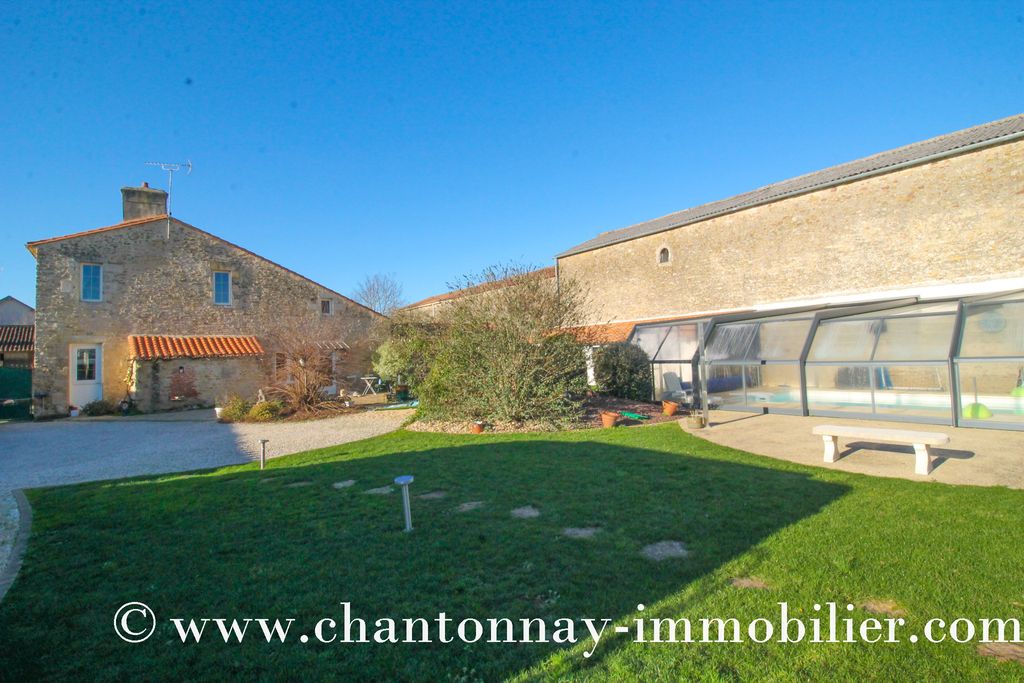 Achat maison à vendre 3 chambres 169 m² - Chantonnay