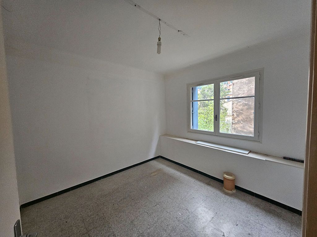 Achat appartement à vendre 4 pièces 80 m² - Le Luc