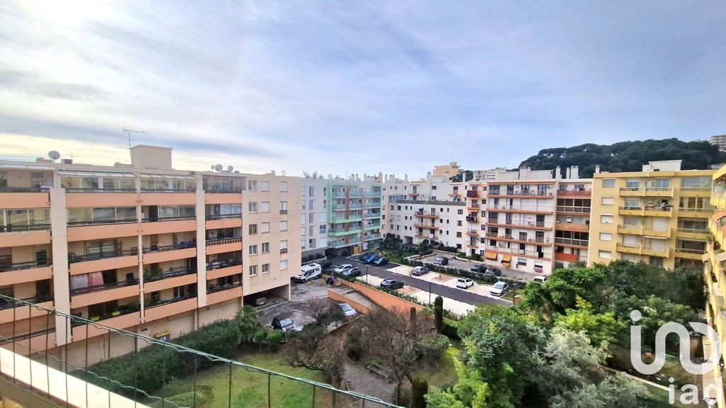 Achat appartement à vendre 2 pièces 50 m² - Saint-Laurent-du-Var