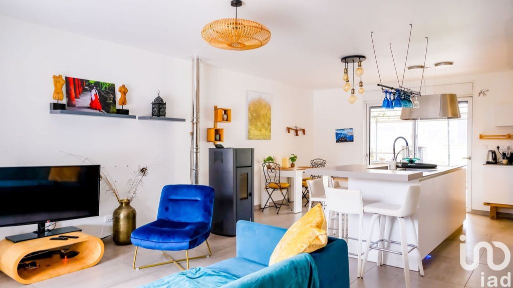 Achat maison à vendre 3 chambres 120 m² - Bussy-Saint-Georges