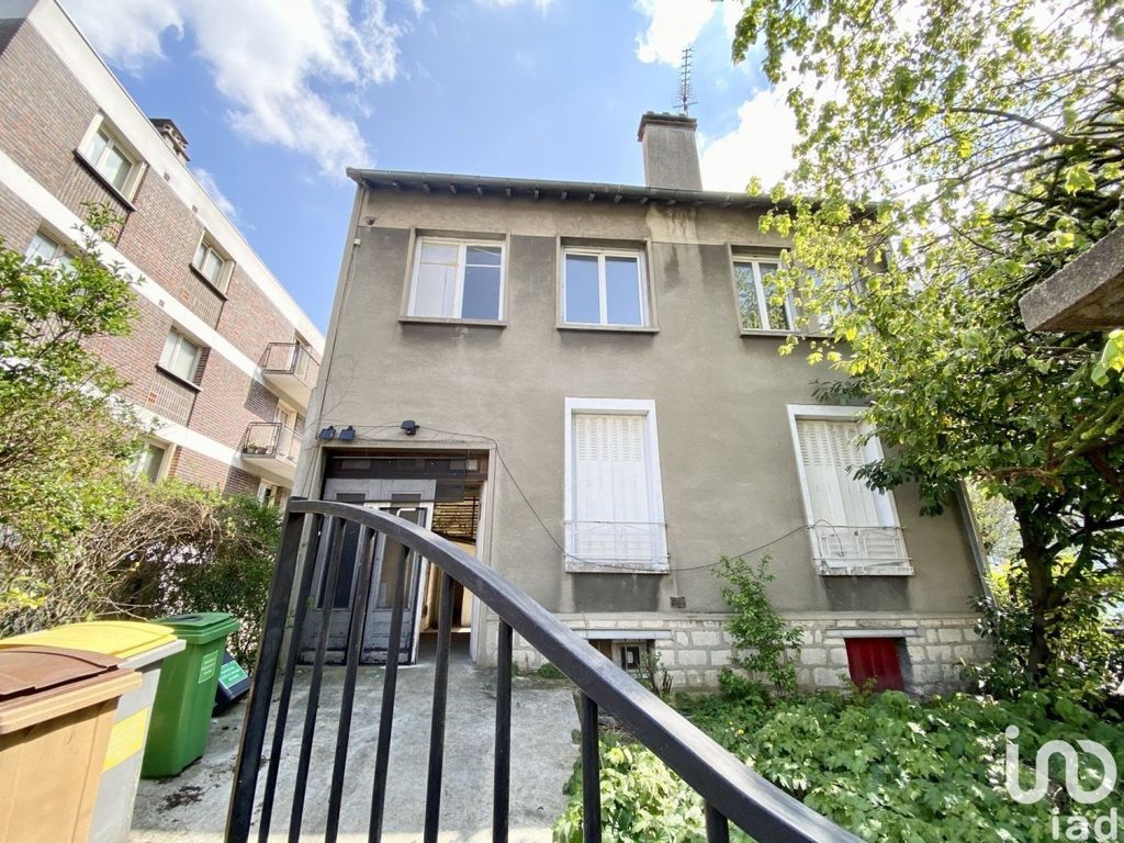 Achat maison à vendre 6 chambres 130 m² - Vitry-sur-Seine