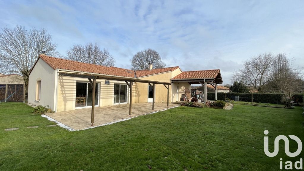 Achat maison à vendre 3 chambres 106 m² - Sèvremont