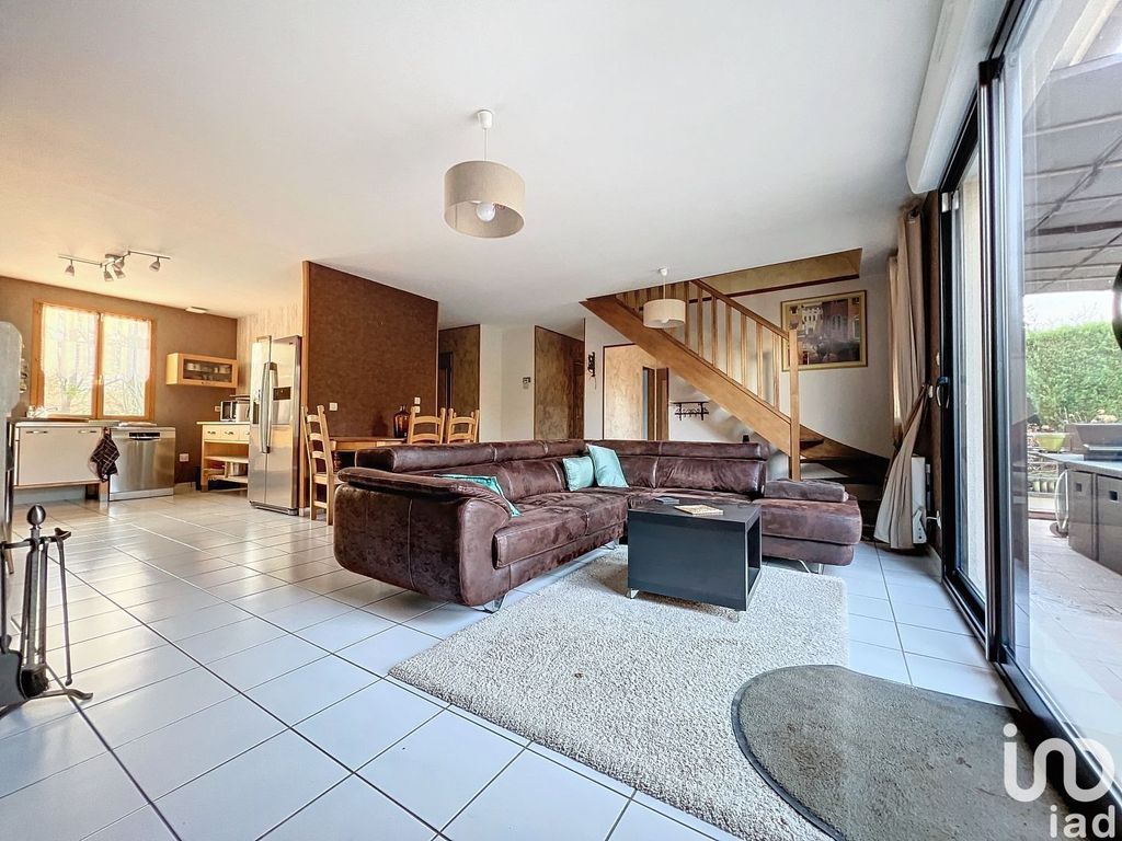 Achat maison à vendre 5 chambres 115 m² - Ollainville