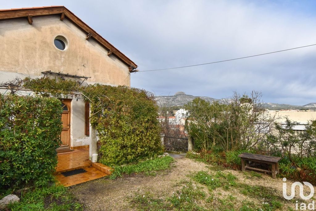 Achat maison à vendre 2 chambres 78 m² - Aubagne