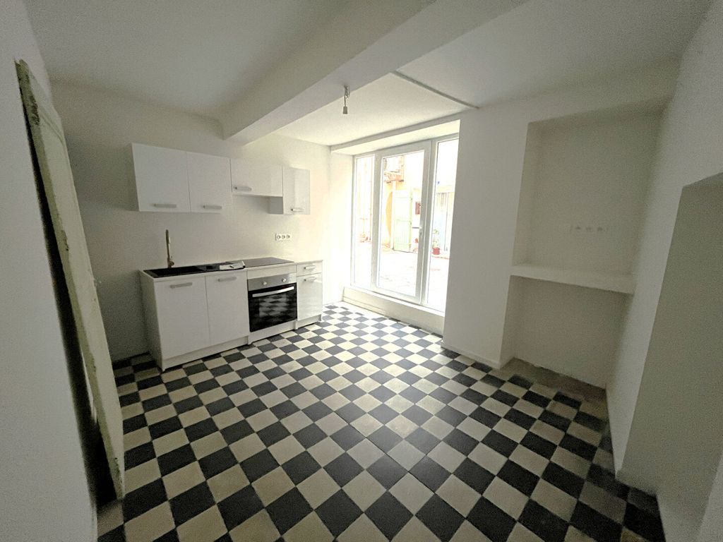 Achat maison à vendre 1 chambre 35 m² - Châteaurenard