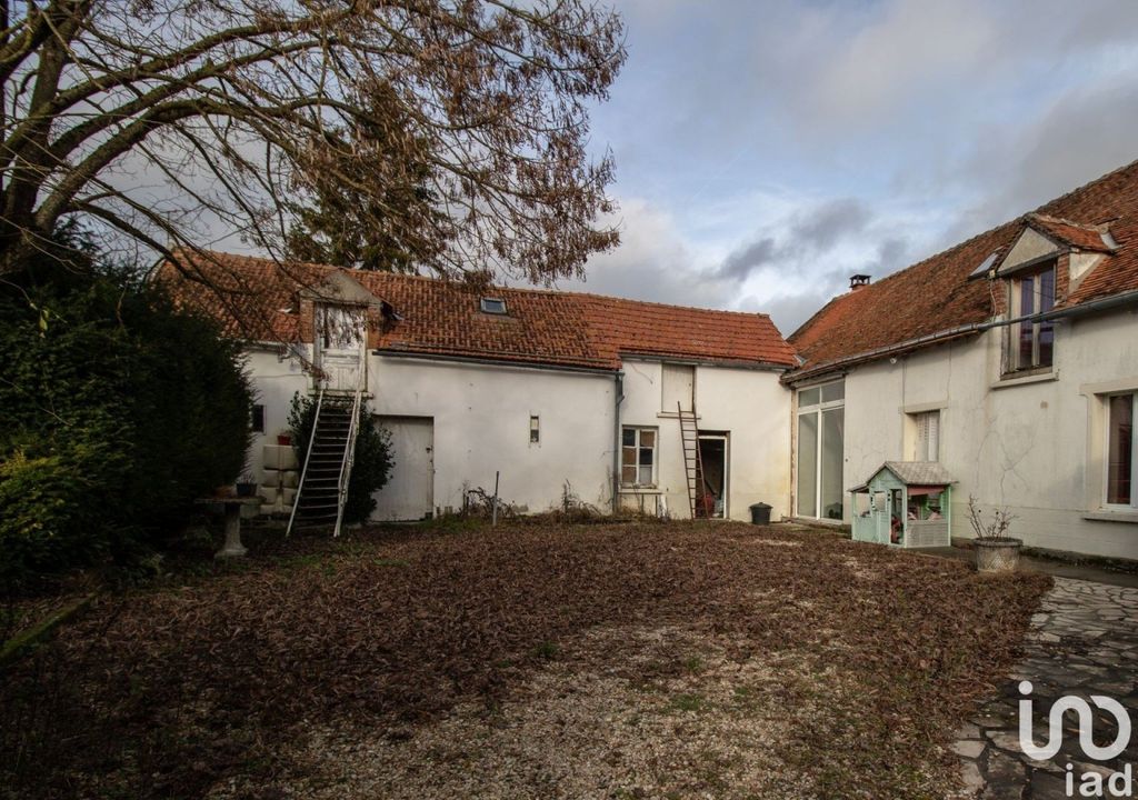 Achat maison à vendre 3 chambres 156 m² - Beaumont-du-Gâtinais