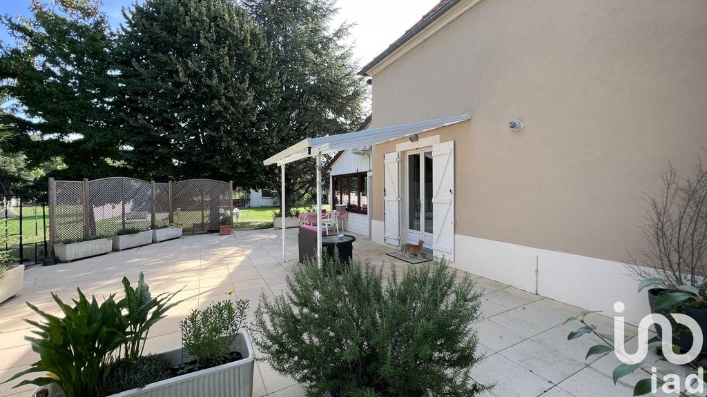 Achat maison à vendre 3 chambres 232 m² - Brugheas