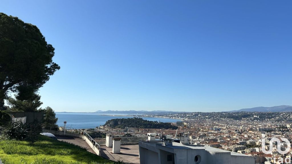 Achat appartement à vendre 4 pièces 93 m² - Nice