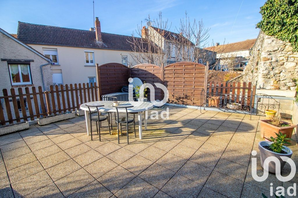 Achat maison à vendre 5 chambres 92 m² - Guerville