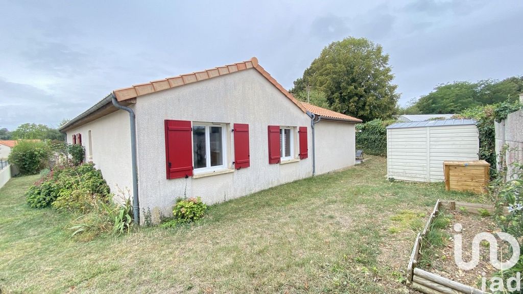 Achat maison à vendre 3 chambres 90 m² - Chasseneuil-du-Poitou