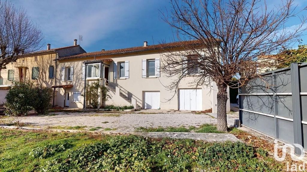 Achat maison à vendre 3 chambres 95 m² - Camaret-sur-Aigues