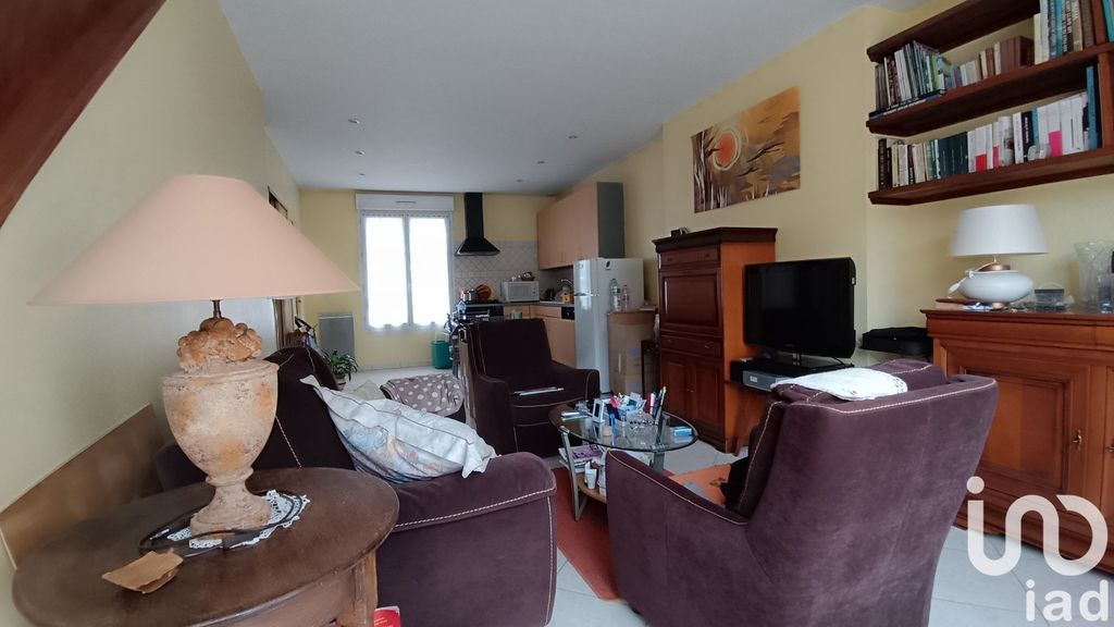 Achat maison à vendre 2 chambres 61 m² - Loches