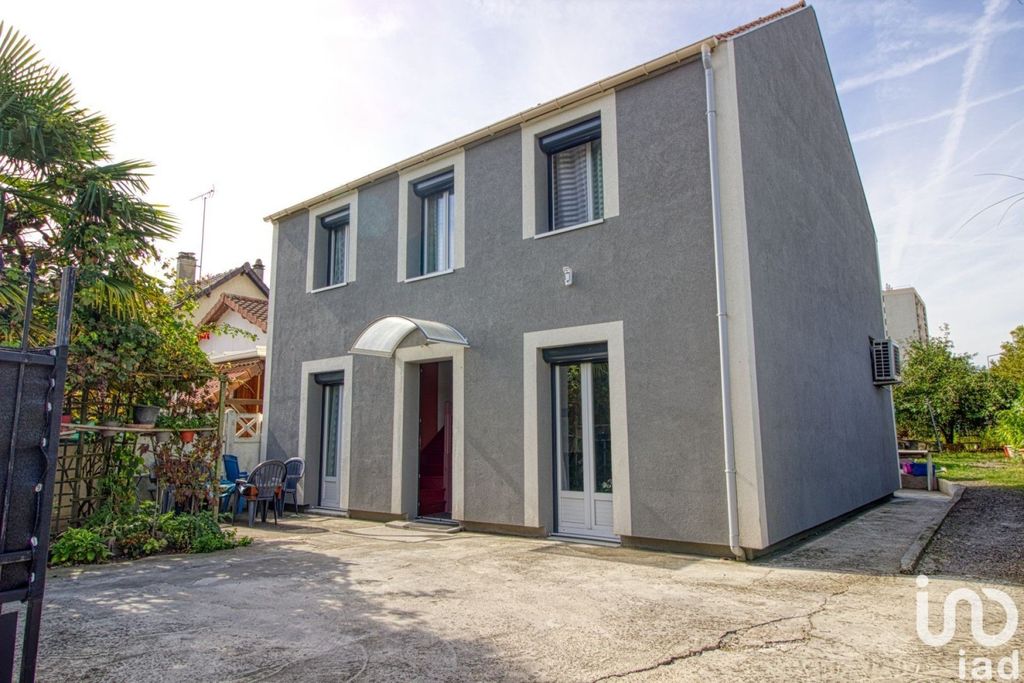 Achat maison à vendre 5 chambres 130 m² - Saint-Ouen-l'Aumône