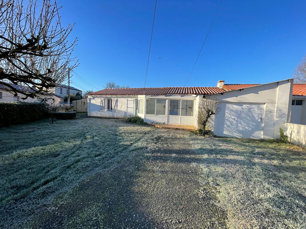 Achat maison à vendre 3 chambres 86 m² - Commequiers