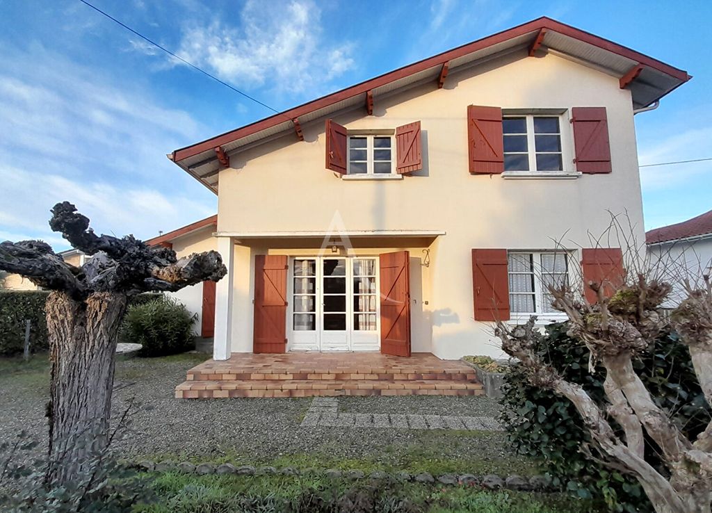 Achat maison à vendre 4 chambres 111 m² - Villeneuve-de-Marsan