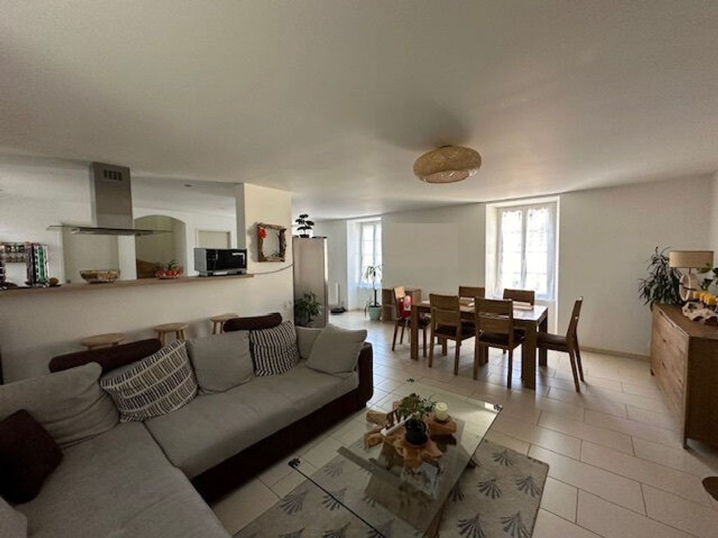 Achat maison à vendre 4 chambres 137 m² - Saint-Christophe