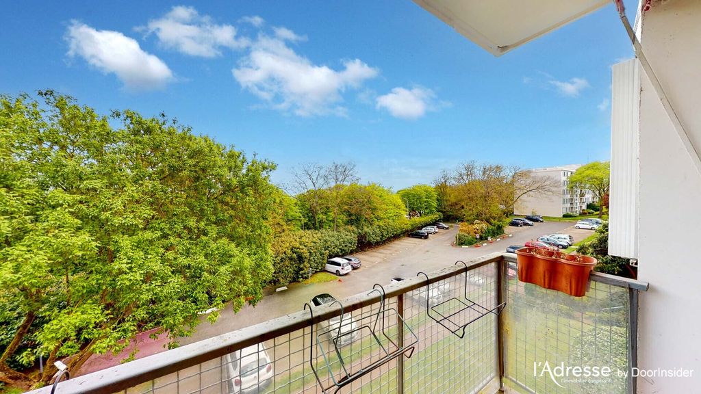 Achat appartement à vendre 4 pièces 64 m² - Marly-le-Roi