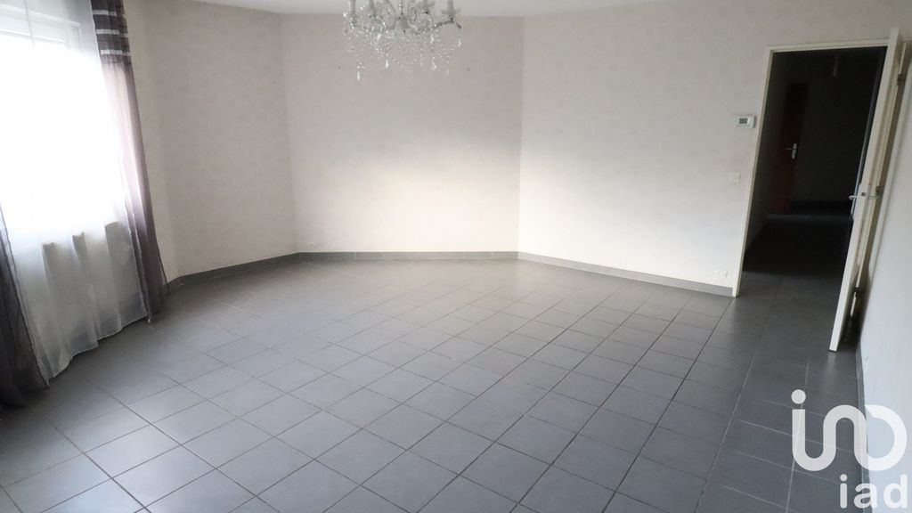 Achat appartement à vendre 4 pièces 101 m² - Clermont-Ferrand
