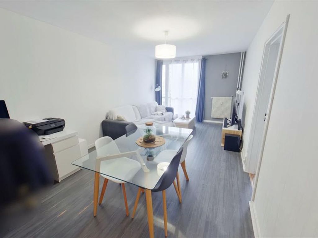 Achat appartement à vendre 4 pièces 76 m² - Joué-lès-Tours