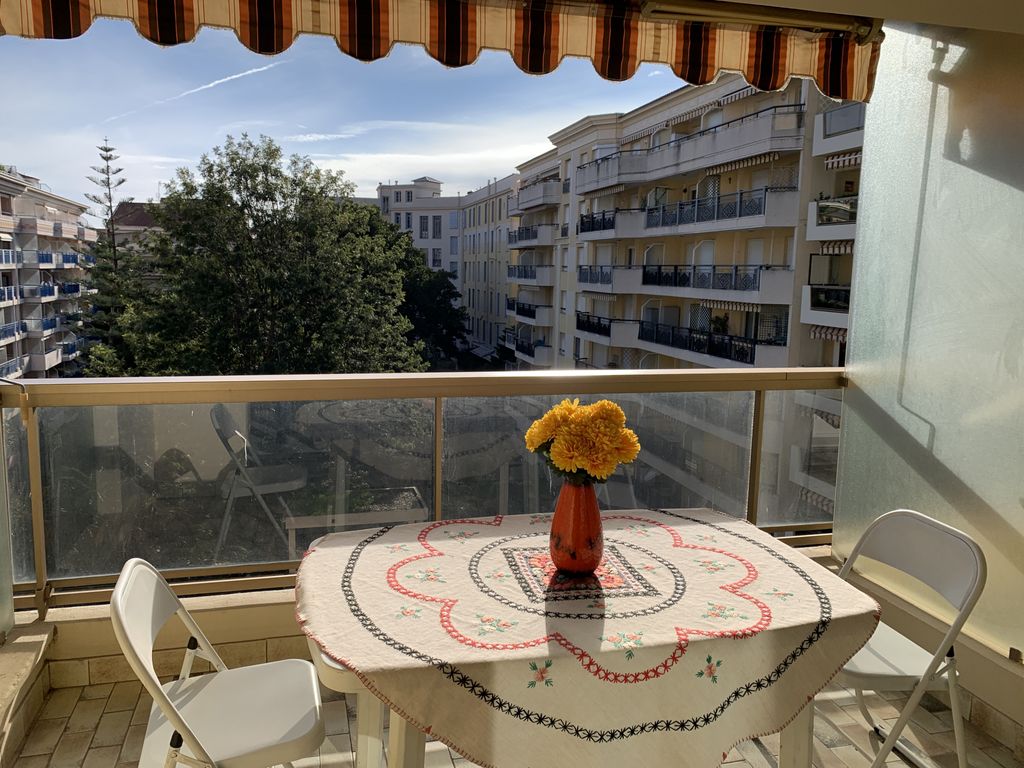 Achat appartement à vendre 2 pièces 51 m² - Menton