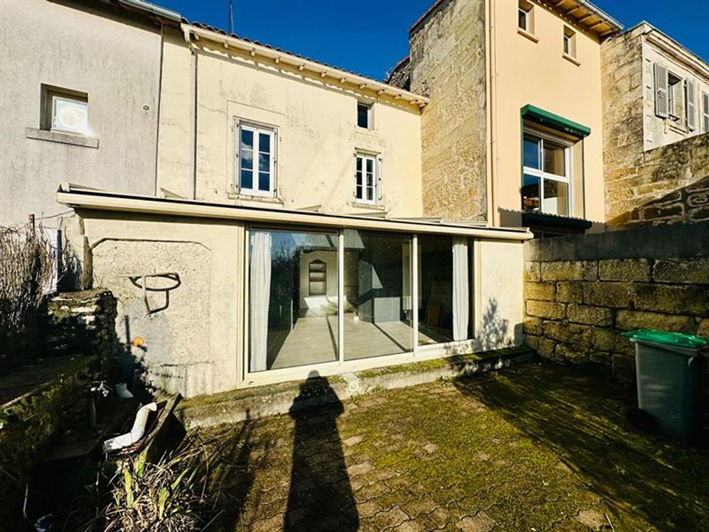 Achat maison à vendre 3 chambres 101 m² - Niort