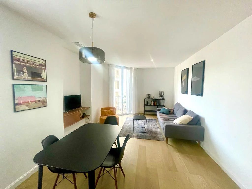 Achat appartement à vendre 3 pièces 62 m² - Cannes