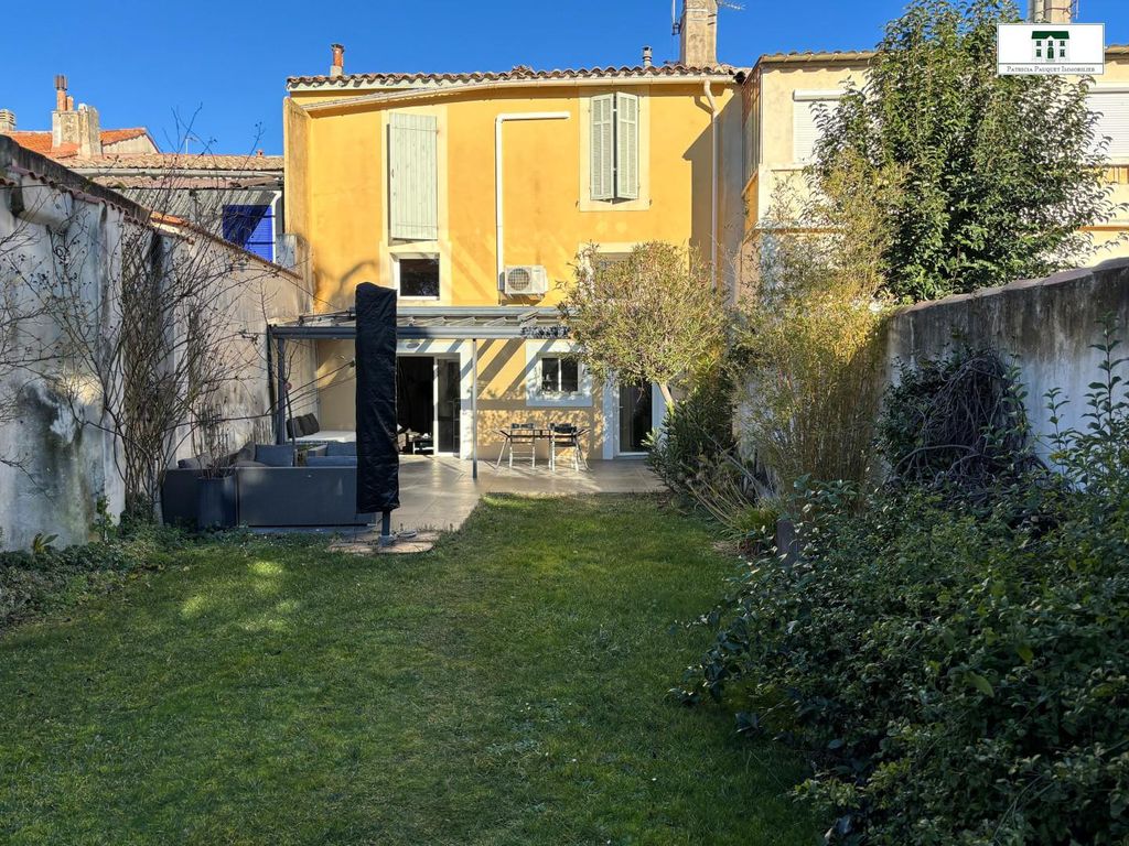 Achat maison à vendre 4 chambres 180 m² - Marseille 12ème arrondissement