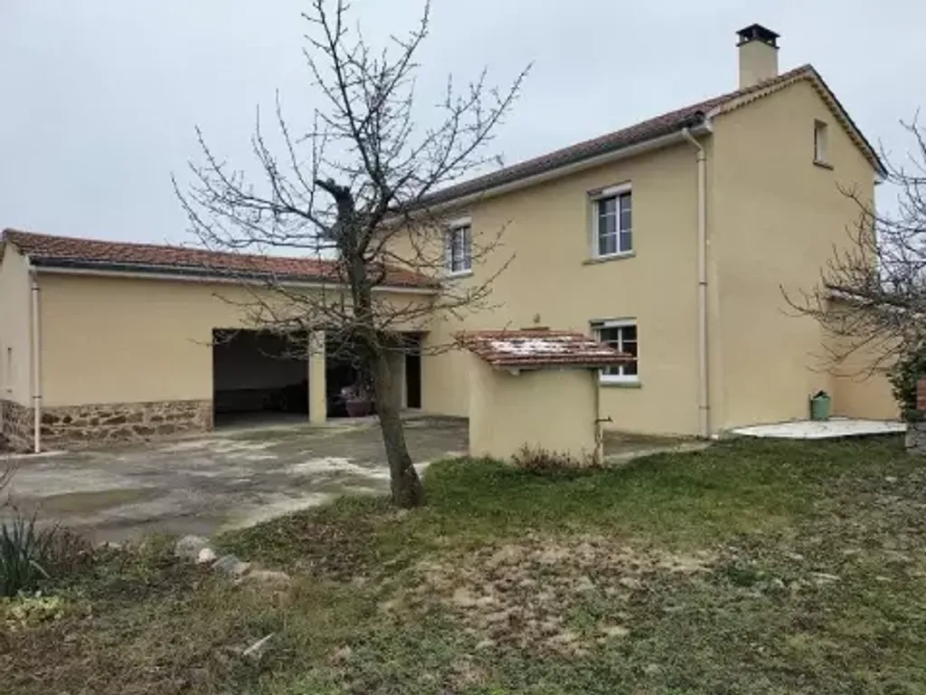 Achat maison à vendre 3 chambres 115 m² - Feurs