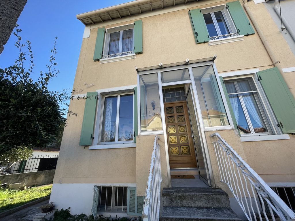 Achat maison à vendre 4 chambres 120 m² - Marseille 9ème arrondissement