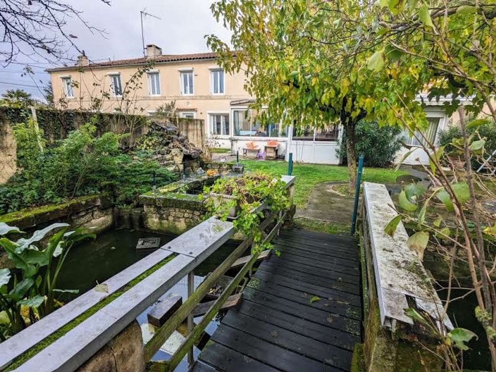 Achat maison à vendre 4 chambres 185 m² - Cognac