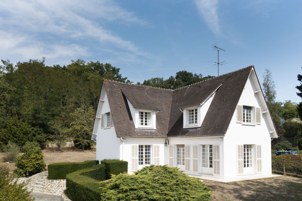 Achat maison à vendre 4 chambres 153 m² - Neauphle-le-Château