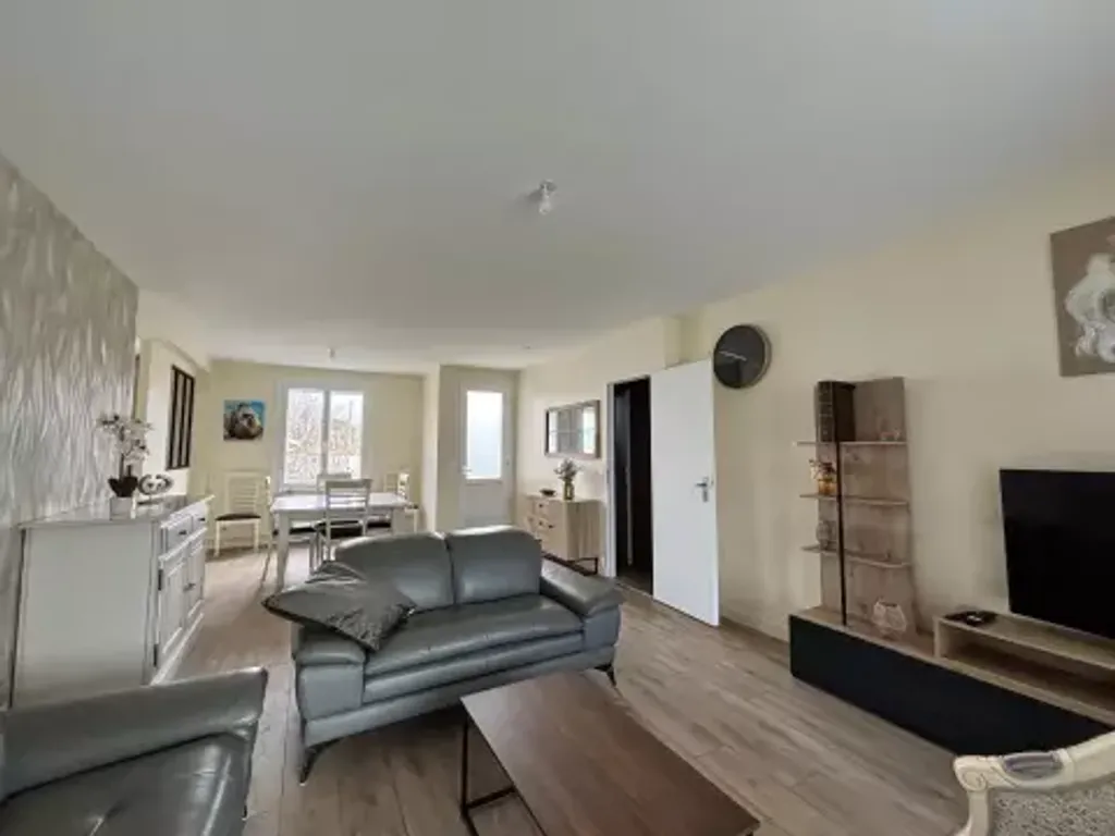 Achat maison à vendre 3 chambres 104 m² - Aigrefeuille-d'Aunis