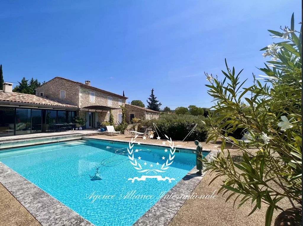 Achat maison à vendre 3 chambres 270 m² - Gordes