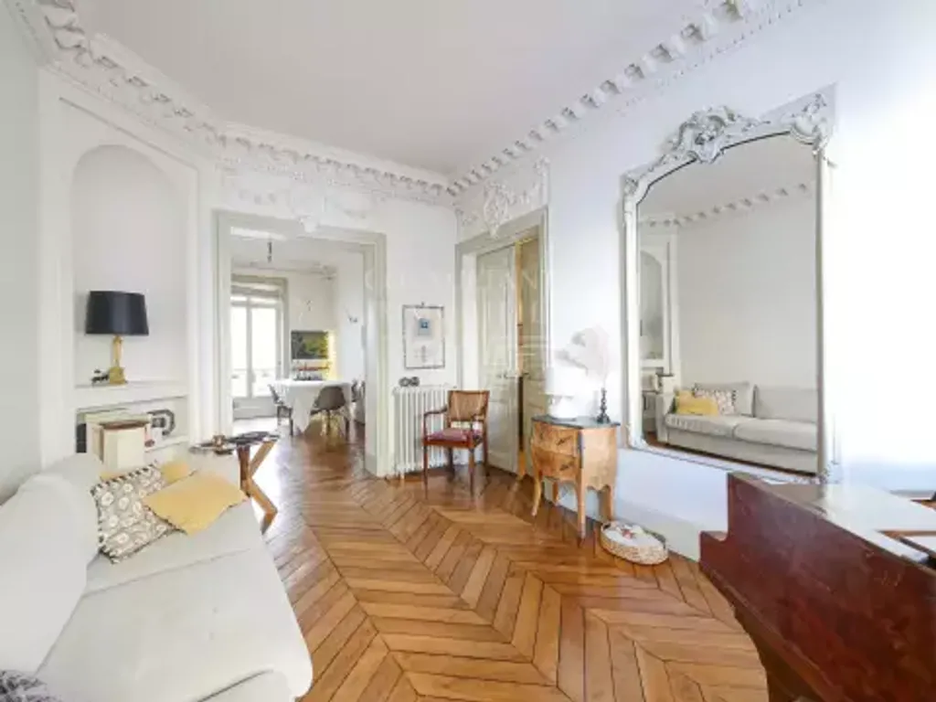 Achat appartement à vendre 6 pièces 123 m² - Paris 9ème arrondissement