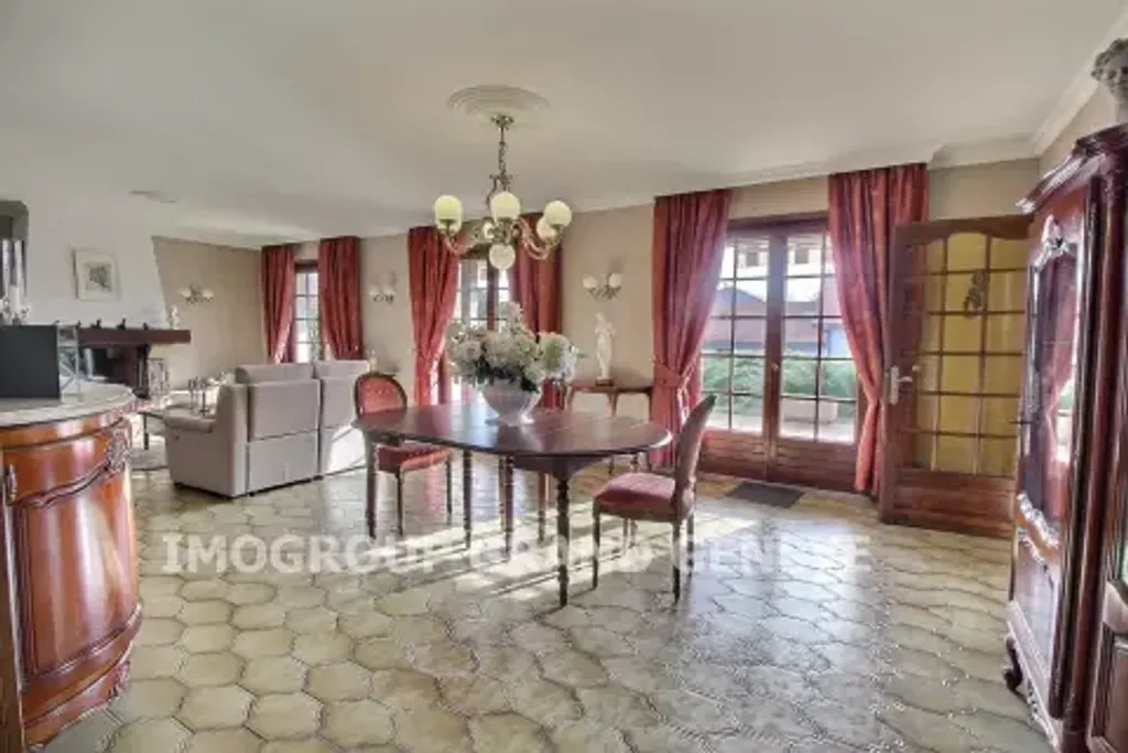 Achat maison 6 chambre(s) - Vétraz-Monthoux