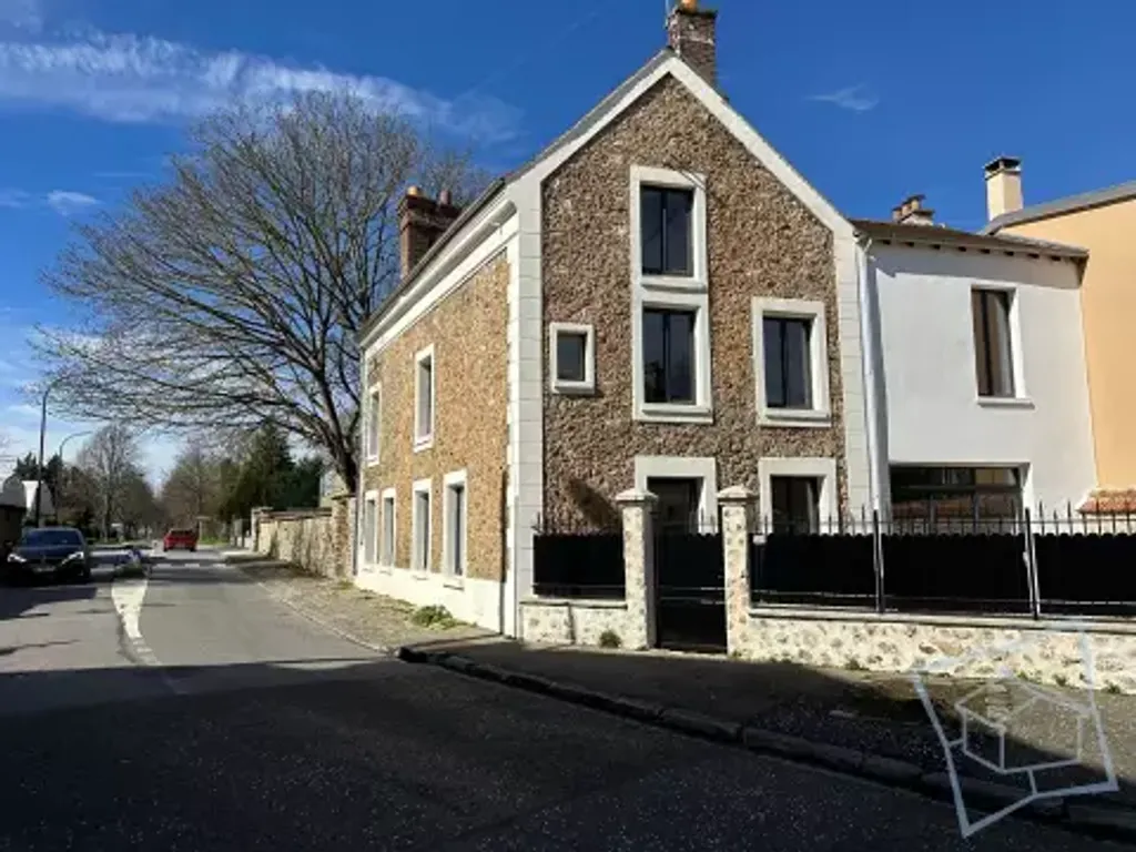 Achat maison à vendre 5 chambres 229 m² - Voisins-le-Bretonneux