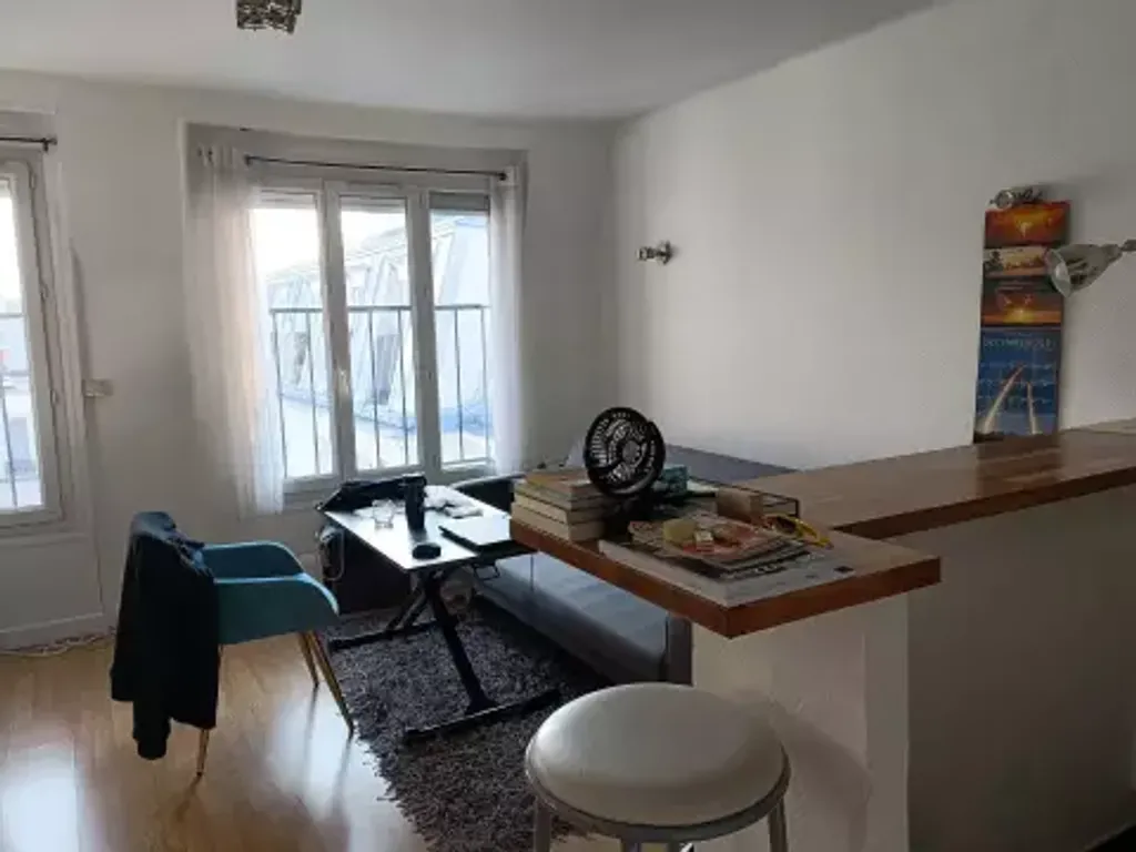 Achat studio à vendre 26 m² - Paris 10ème arrondissement