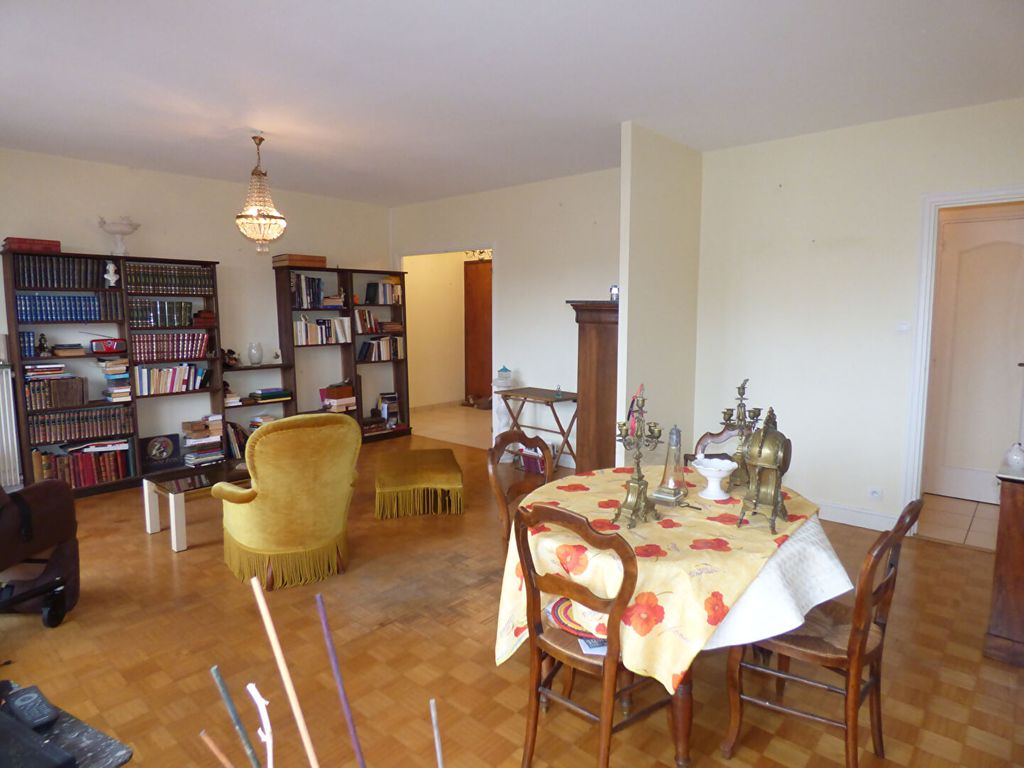 Achat appartement à vendre 2 pièces 72 m² - Montluçon