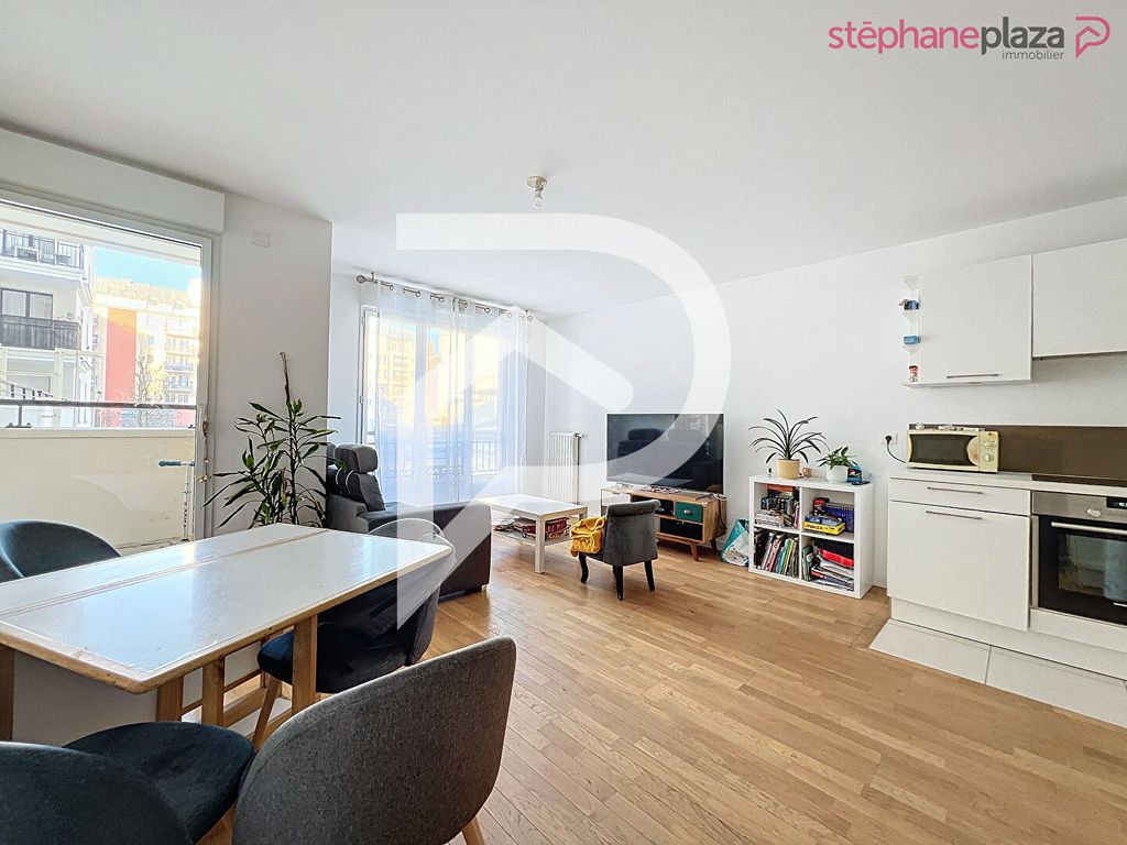 Achat appartement à vendre 3 pièces 65 m² - Suresnes