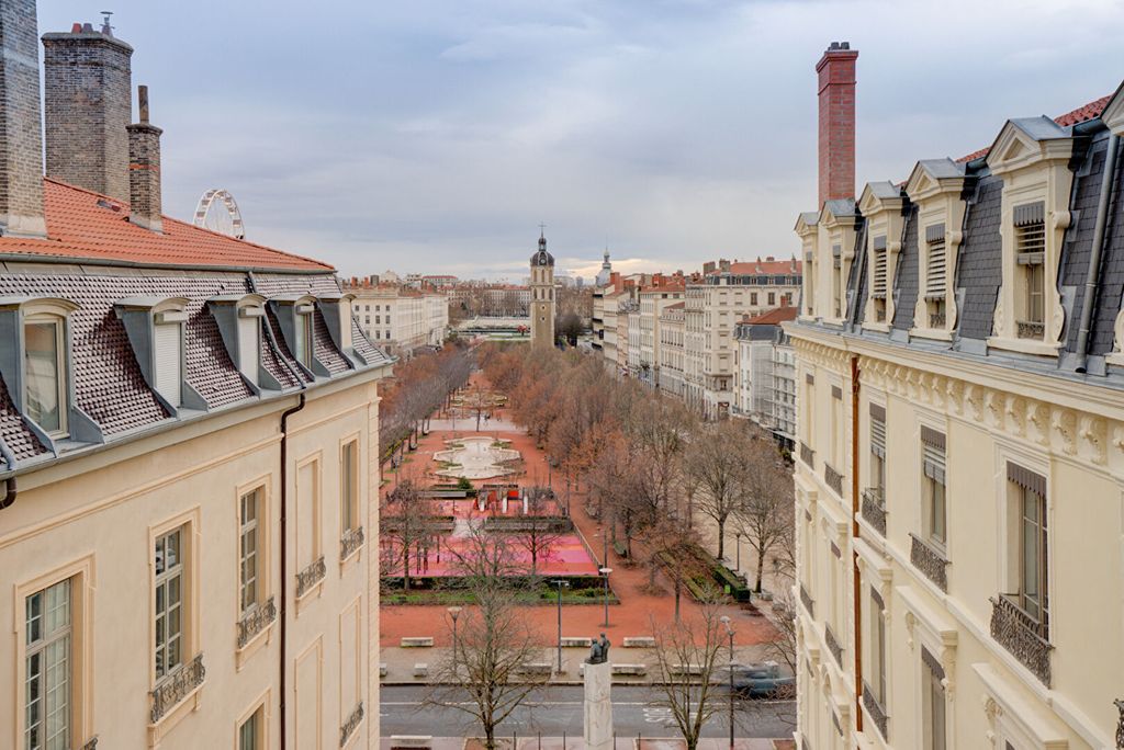 Achat appartement à vendre 3 pièces 78 m² - Lyon 2ème arrondissement
