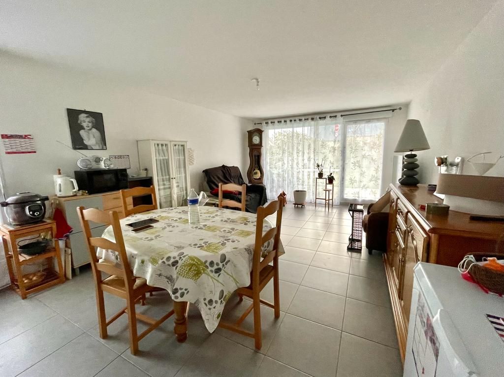 Achat appartement à vendre 3 pièces 63 m² - Saint-Coulomb