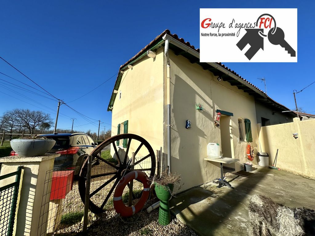 Achat maison à vendre 2 chambres 88 m² - Saint-Aulaye-Puymangou